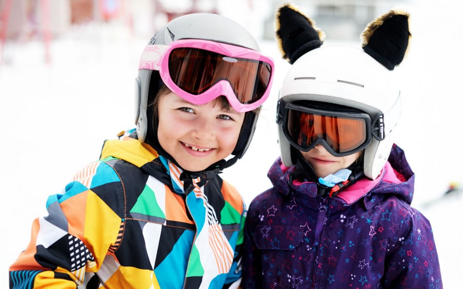 Children in a ski lesson in Wagrain